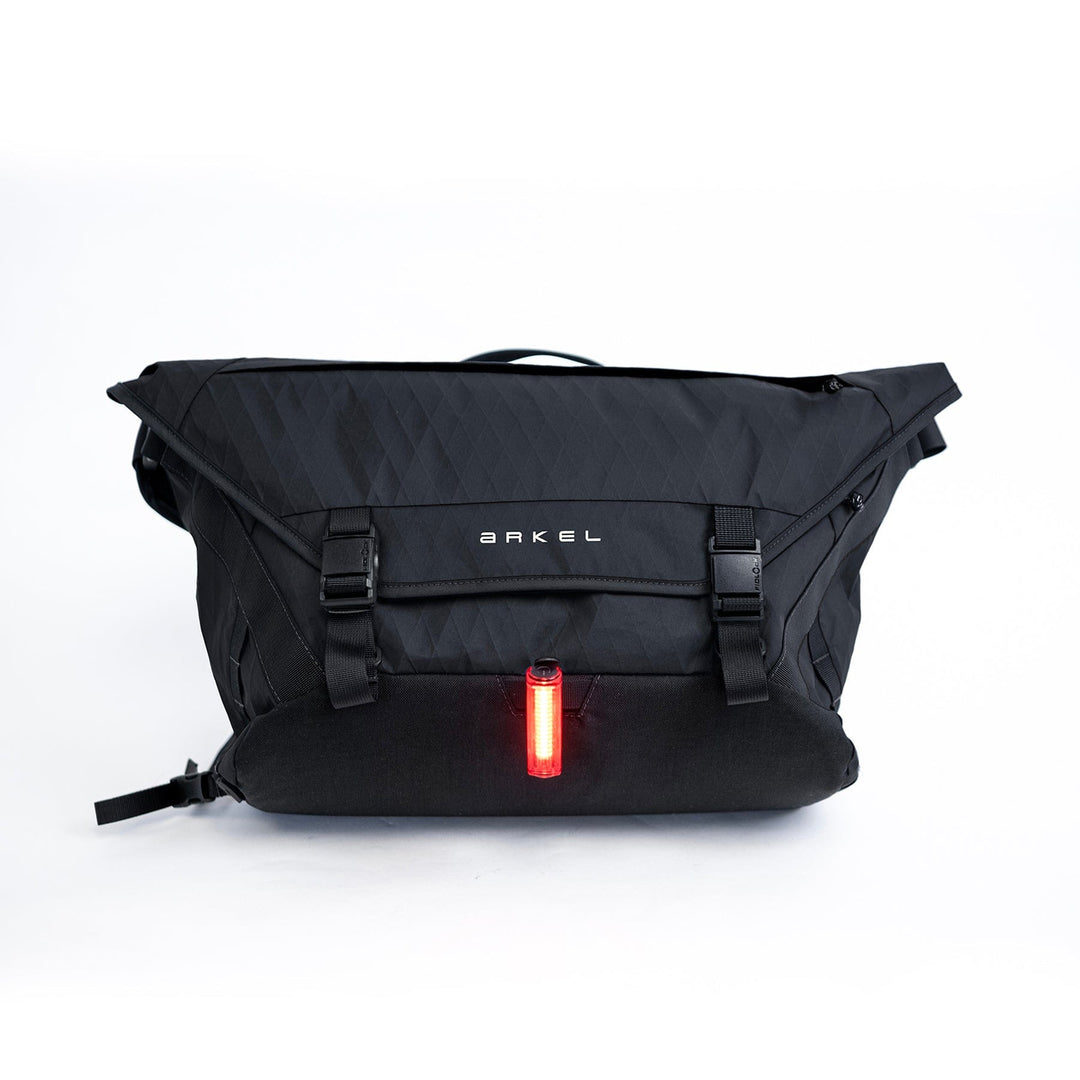 Arkel Wellington Messenger Bag – Lightweight, Waterproof & Secure