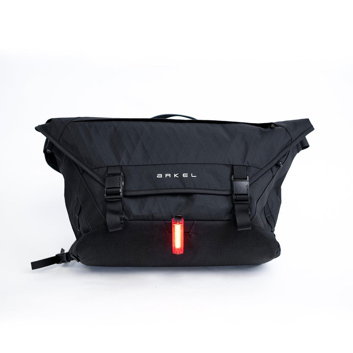 Arkel Wellington Messenger Bag – Lightweight, Waterproof & Secure